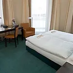Stay2night Bs Szálloda 4*