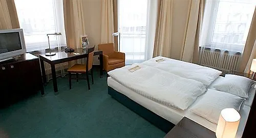 Stay2night Bs Szálloda 4*